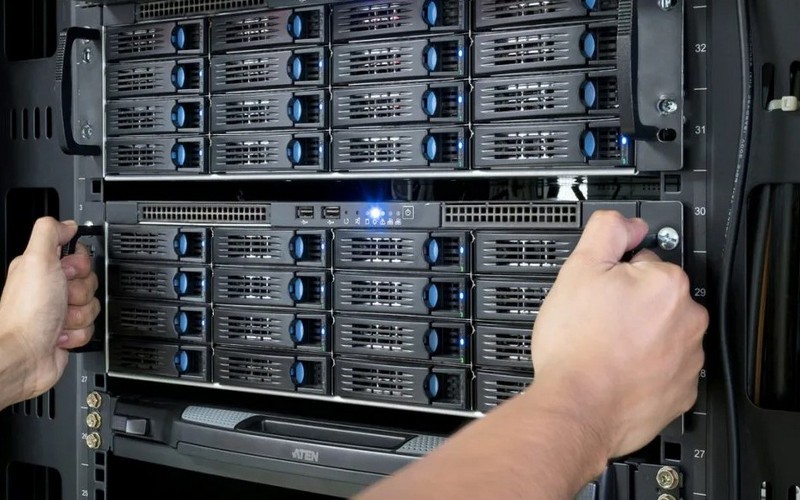 Ưu điểm và hạn chế của server lưu trữ dữ liệu